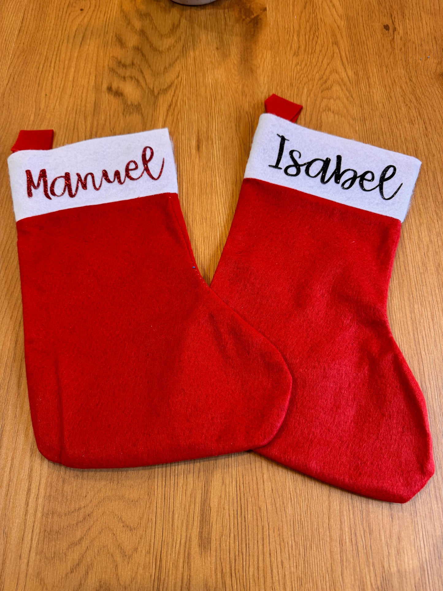 Pack de Navidad Personalizado – Tazas, Calcetines y Portafotos