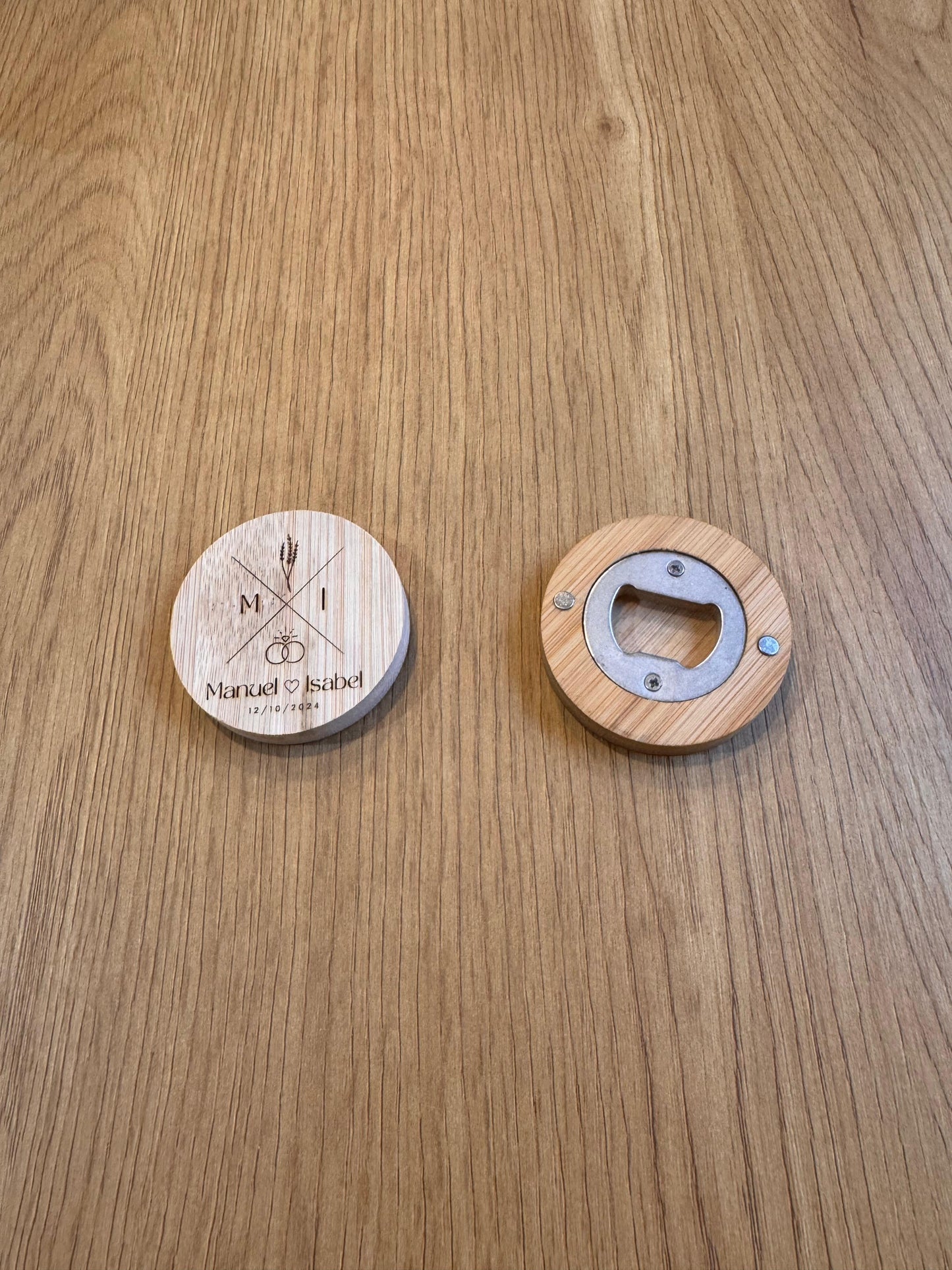 Abridor con imán personalizado para boda – Detalle para invitados