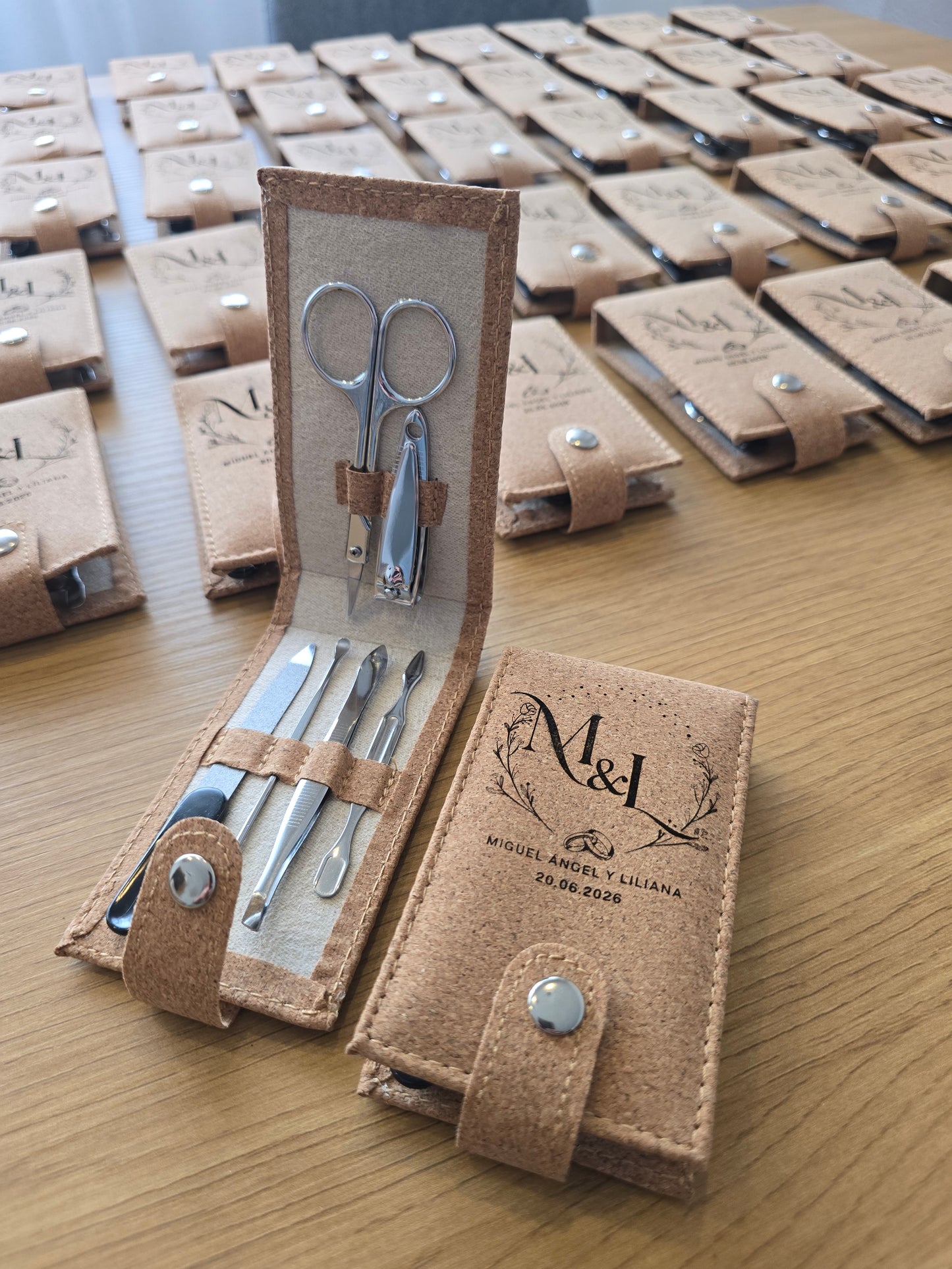 Set de manicura de corcho personalizado – Detalle de boda ecológico