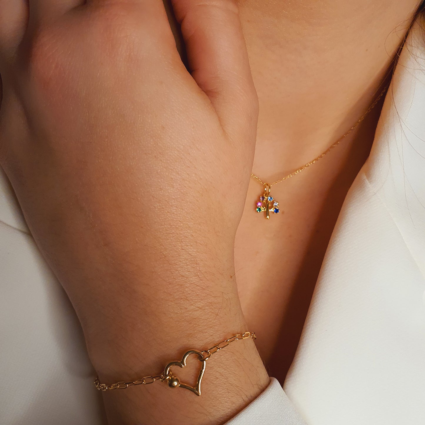 COLLAR ÁRBOL DE LA VIDA DORADO