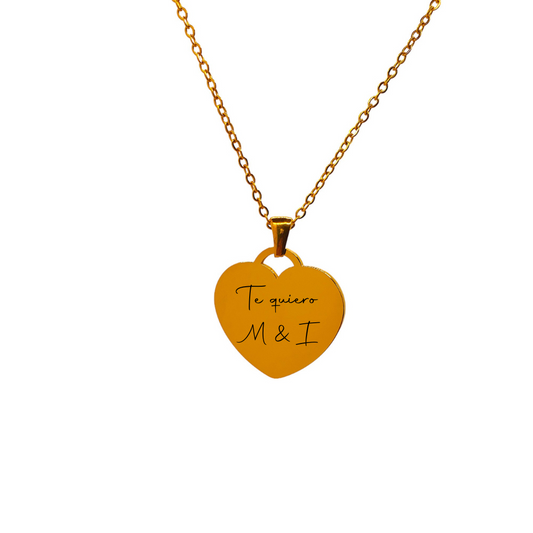 COLLAR CORAZÓN DORADO PERSONALIZADO CON GRABADO LÁSER
