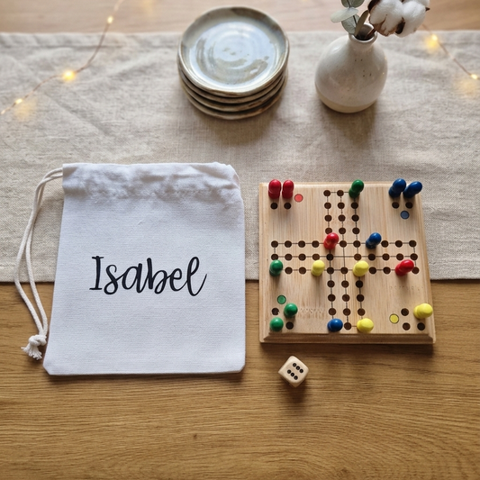 Parchís de Bambú Personalizado con Funda de Algodón · Detalle Infantil para Bodas, Comuniones y Bautizos