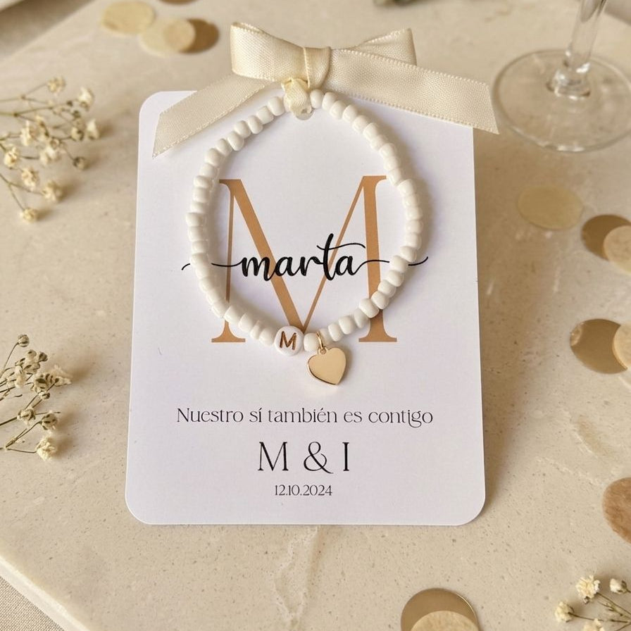 Pulsera Personalizada con Inicial y Corazón Dorado · Detalle para Invitadas de Boda