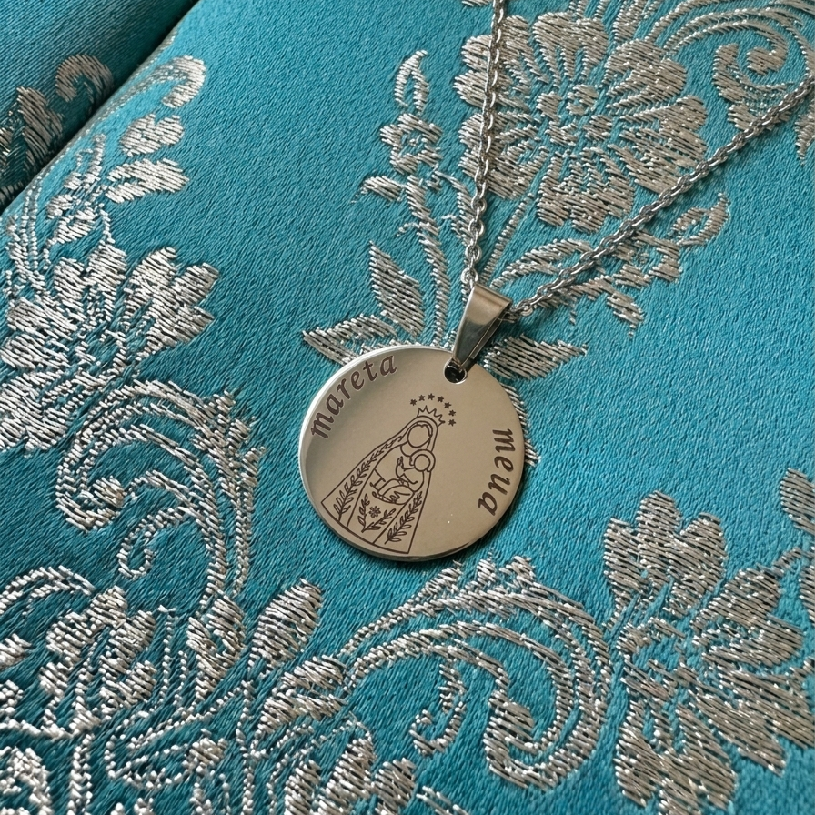 Medalla Virgen de los Desamparados "Mareta Meua" | Incluye Cadena y Cinta terciopelo